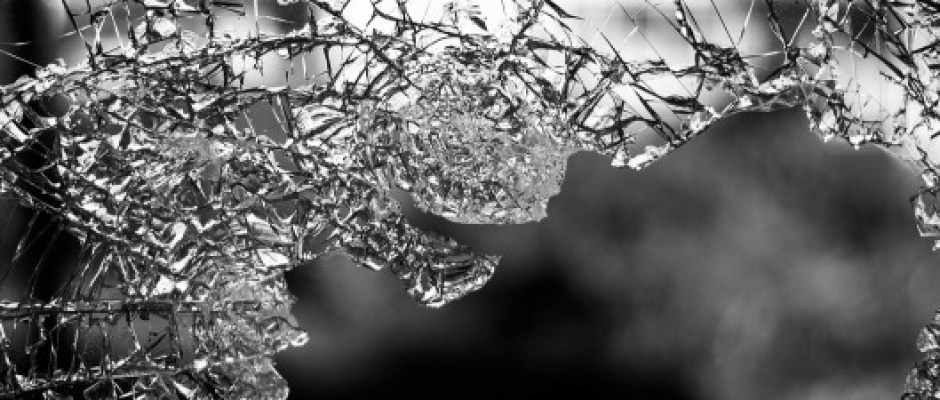 Japanese scientists develop unbreakable glass